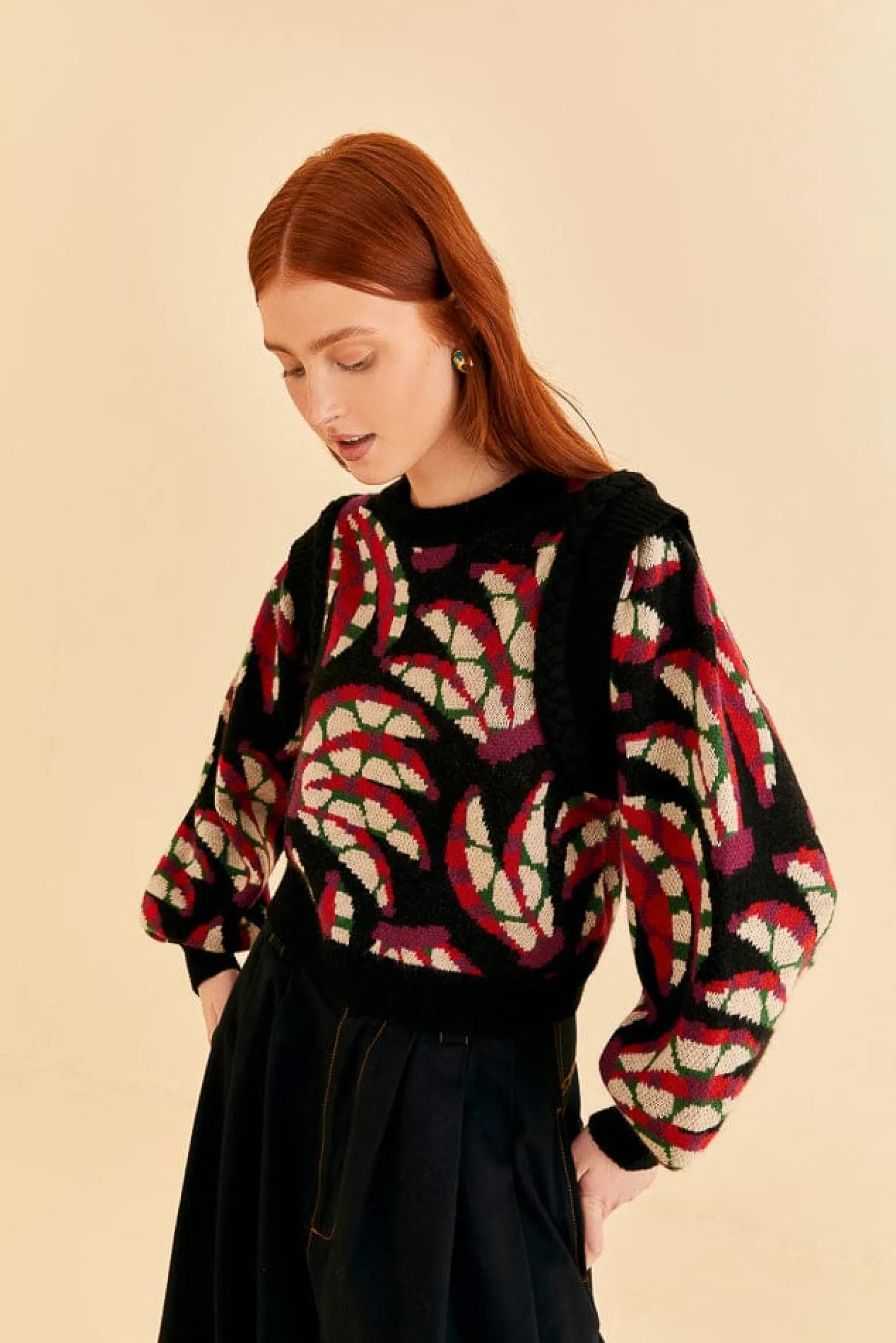 BLACK BANANA DOTS KNIT SWEATER