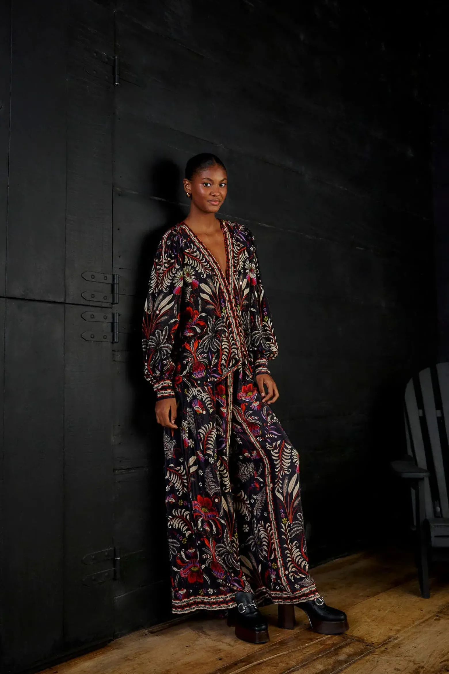 BLACK CLASSIC GARDEN MIRROR TRIM PANTS