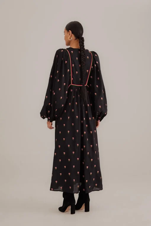  BLACK FLORAL EMBROIDERED V NECK MAXI DRESS