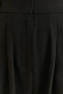 BLACK LOW WAISTED PANTS