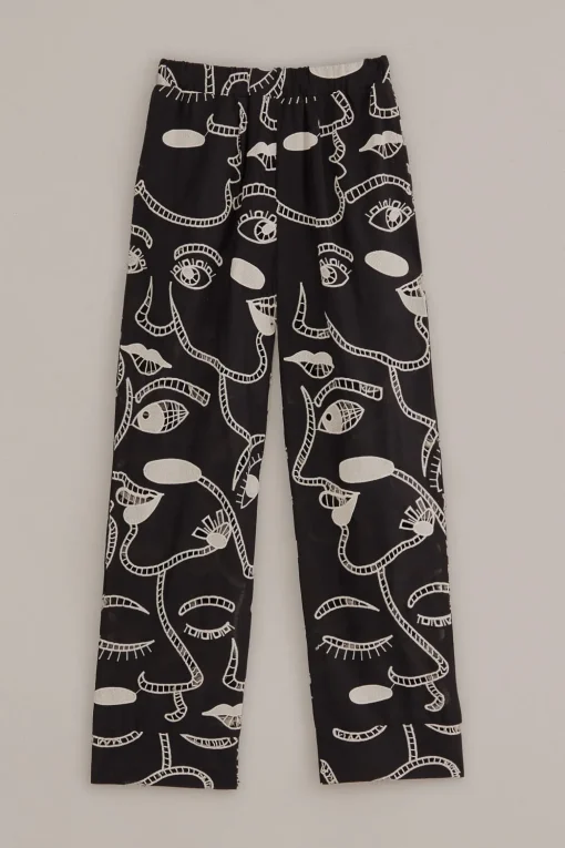  BLACK RICHELIEU FACES PANTS