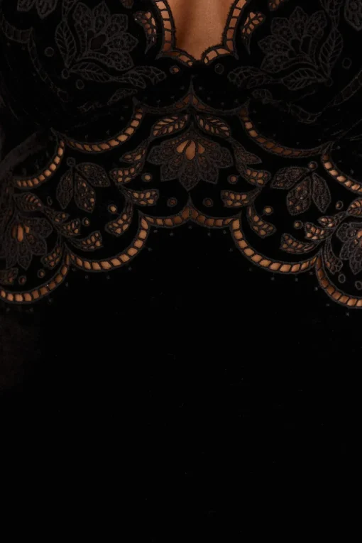  BLACK RICHELIEU VELVET SLIP DRESS