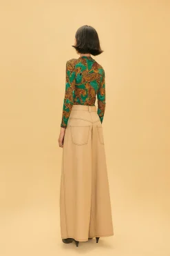 KHAKI LOW WAISTED PLEATED PANTS