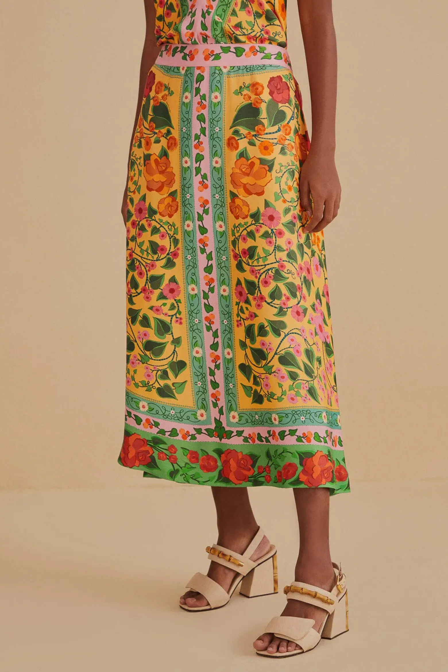 LIGHT YELLOW HEART IVY MIDI SKIRT