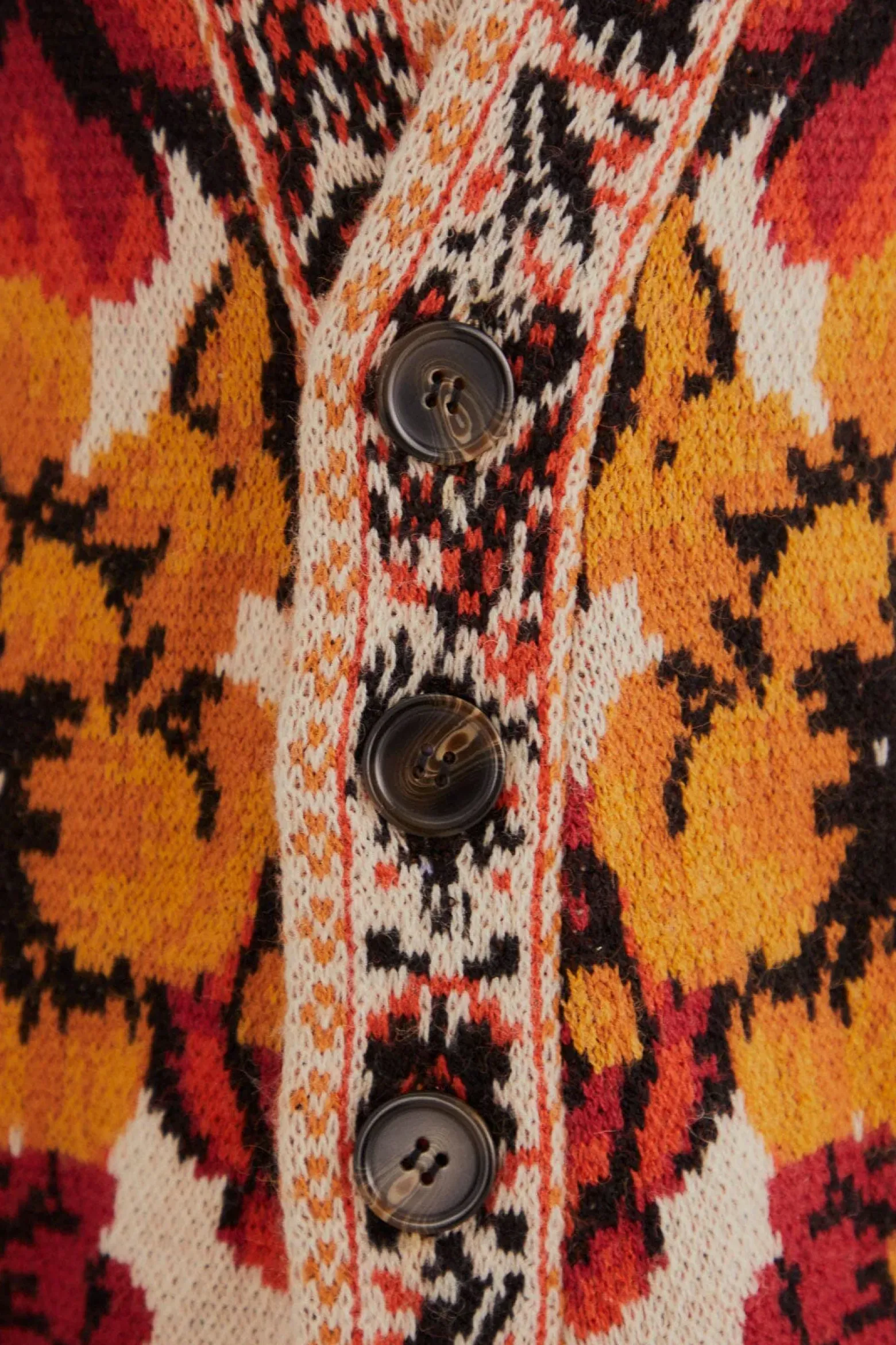 SAND WINTER TAPESTRY KNIT CARDIGAN