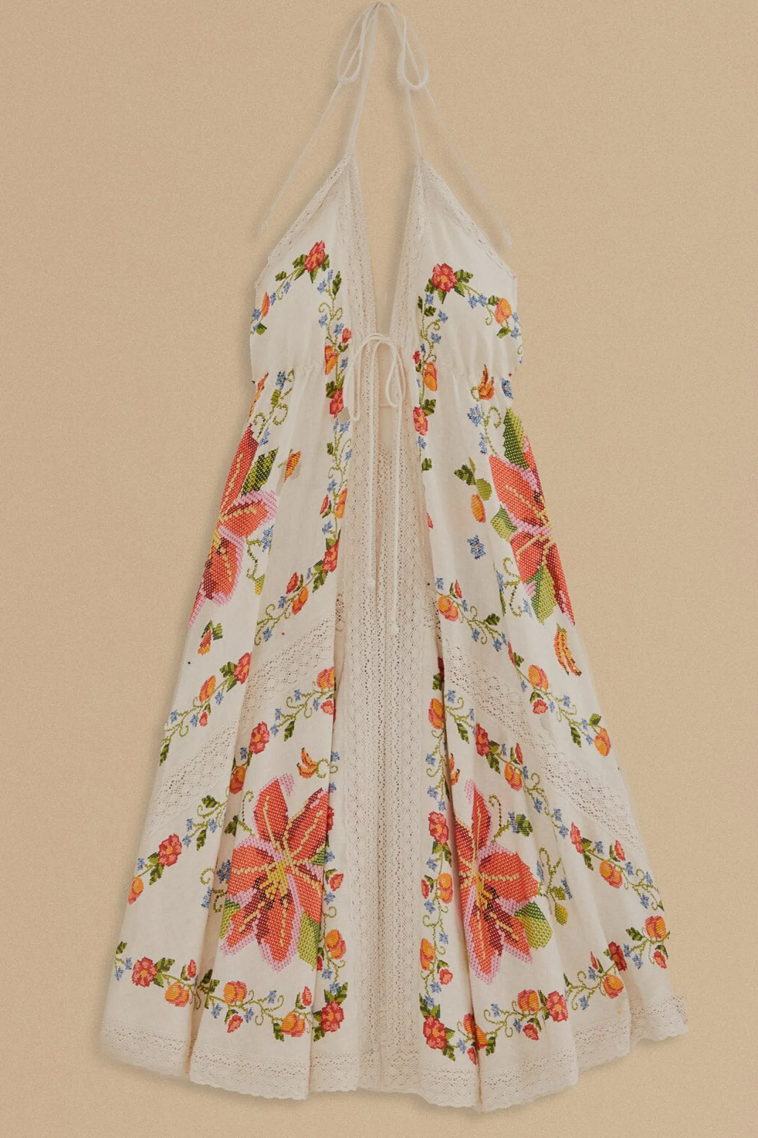 WHITE BANANA VITAMIN LACE COVER UP